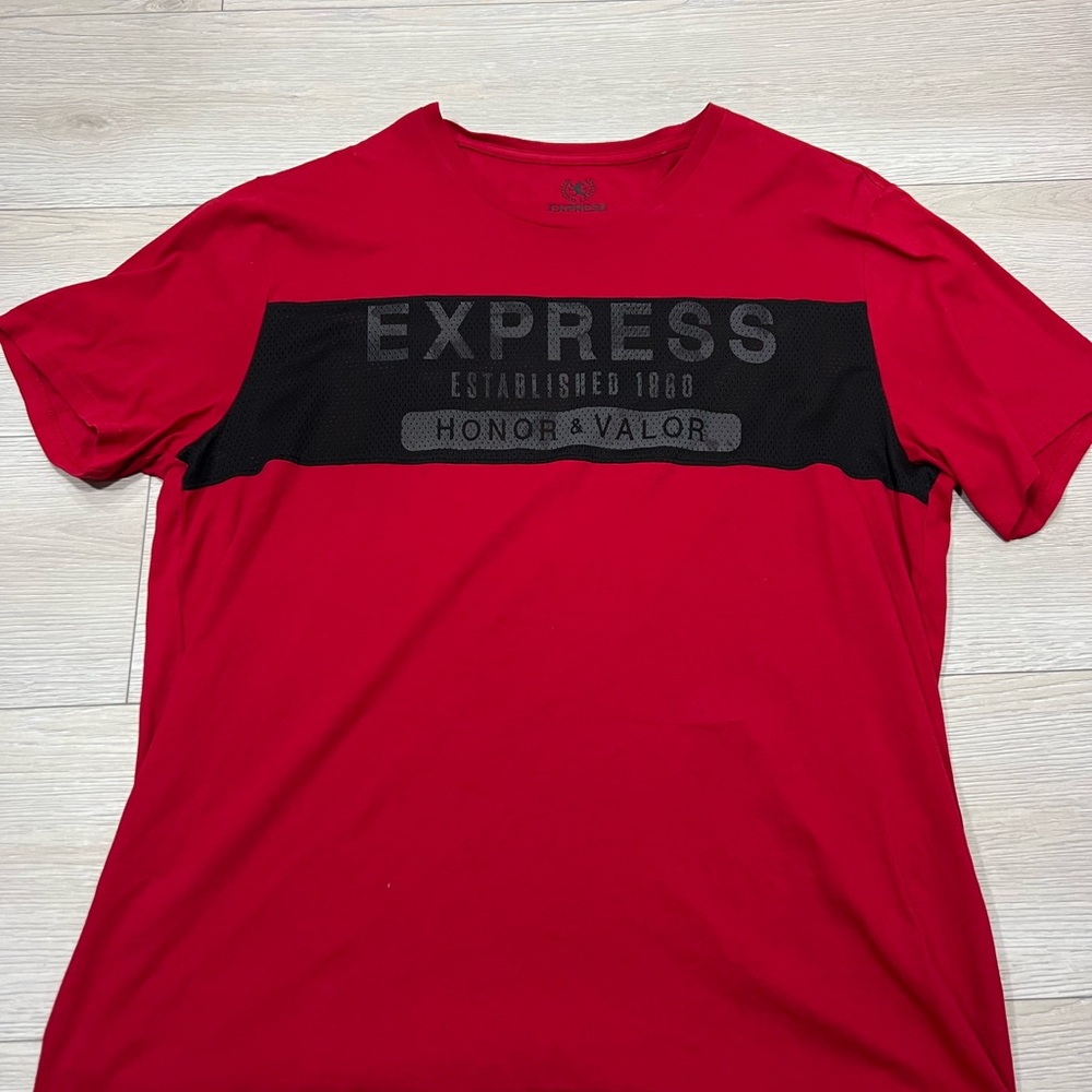 Express T-Shirt